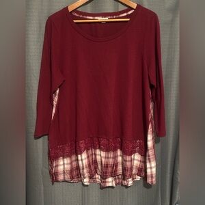 Women's Westport Burgundy Plaid Hem Top